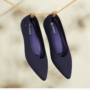 VIVAIA Women's Black Flats